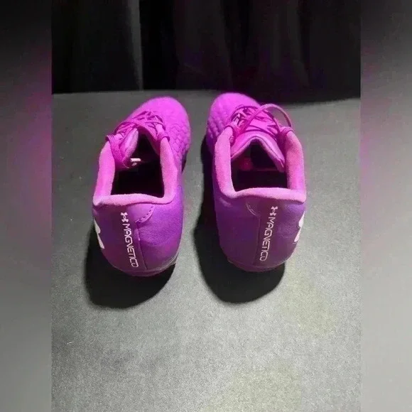 [NWOB] Under Armour Magnetico 3 FG Men's Sz 9.5 Soccer Cleats 3027039-500 - Picture 2 of 5